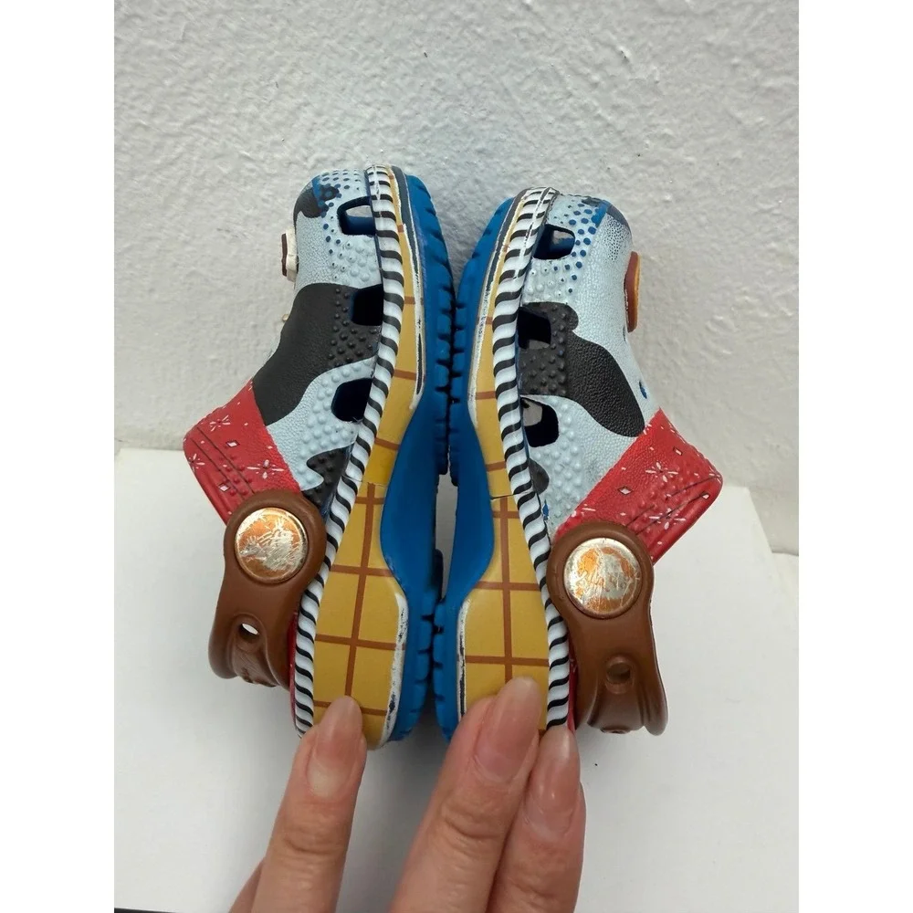 Crocs Disney Pixar Toy Story Woody Cowboy Clogs Kids C4 Western Jibbitz